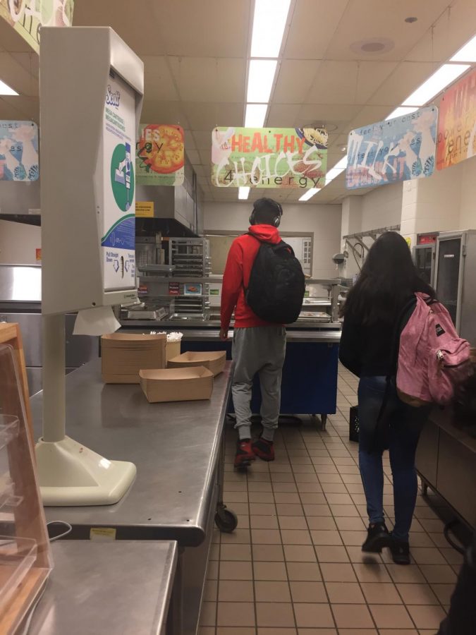 Students grab their breakfast before heading to first period.