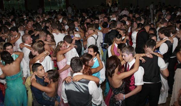 Planning Prom: A Night to Remember